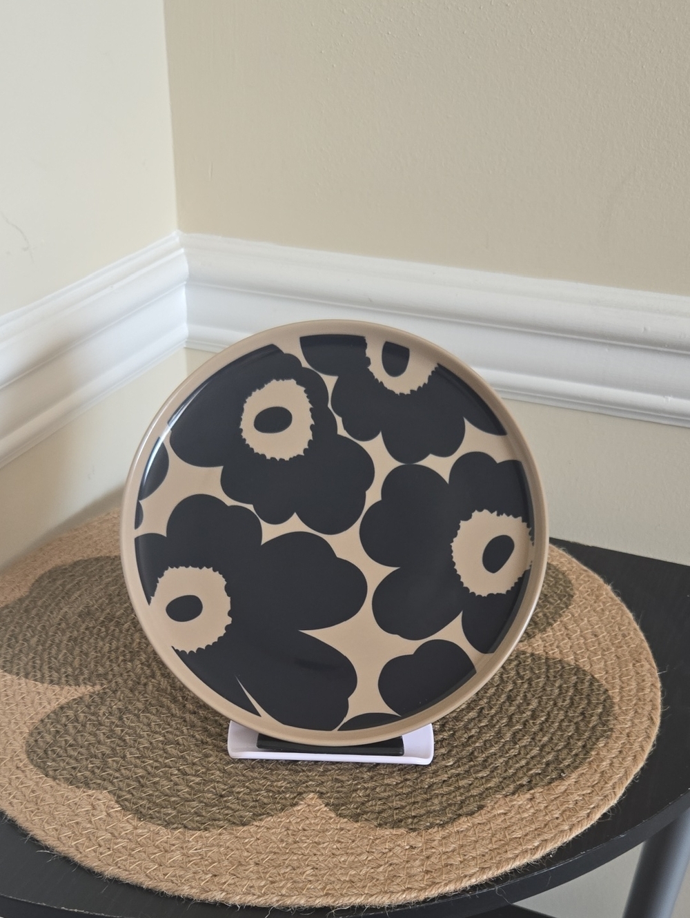 Marimekko Salad Plate in Black and Beige